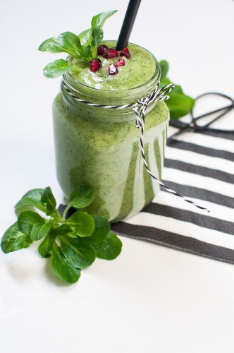 grüner Feldsalat Smoothie >> Fit und gesund durch den Winter! 