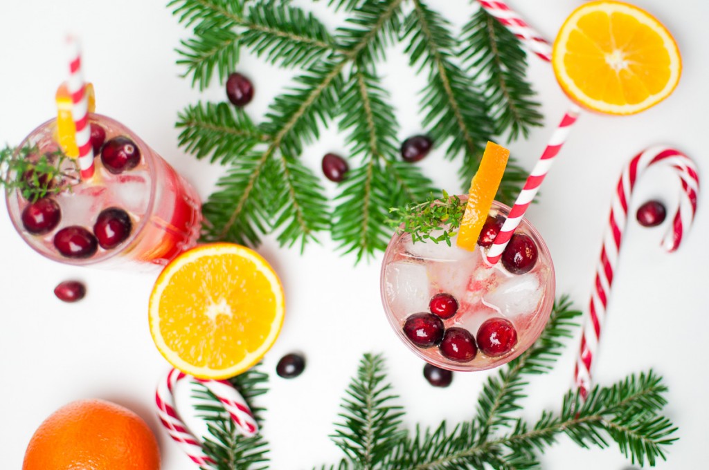 Cranberry Orange Gin Fizz http://vollgut-gutvoll.de/2015/12/24/cranberry-orange-gin-fizz/