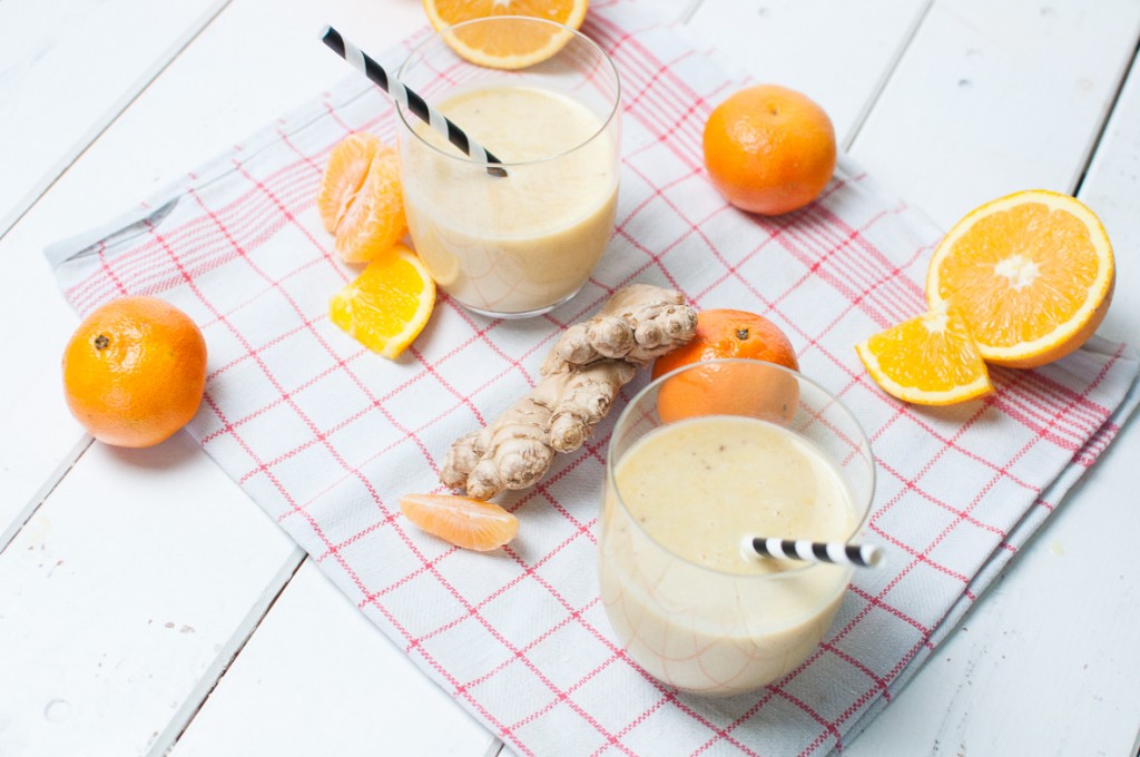 Mandarinen Orangen Smoothie http://vollgut-gutvoll.de/2015/11/29/mandarinen-orangen-smoothie/