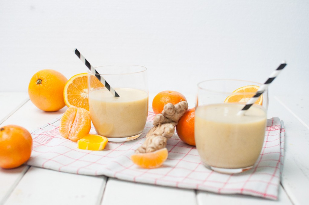 Mandarinen Orangen Smoothie http://vollgut-gutvoll.de/2015/11/29/mandarinen-orangen-smoothie/